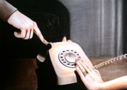 Dead phone (2009) Lápiz y pastel sobre papel. Medidas 30 x 40 cm.